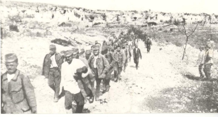 I-13b Colonna prigionieri 1917